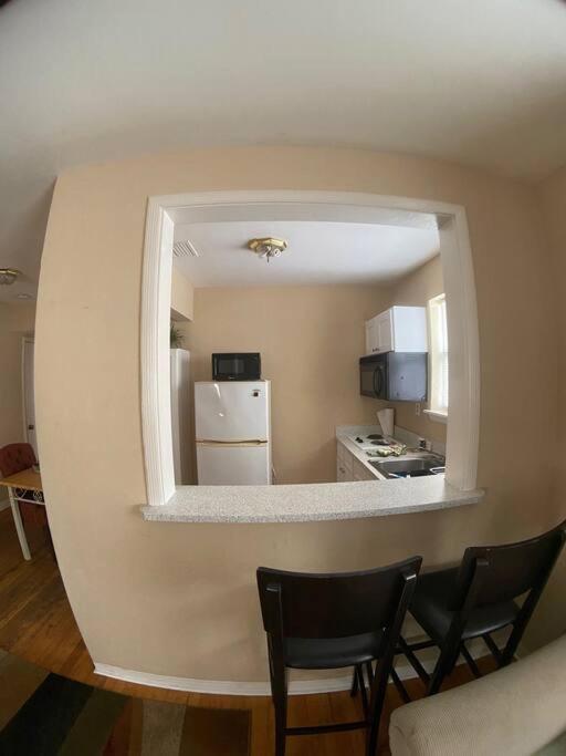 Private One-Bedroom 8 -Directly Across From Beach St. Pete Beach Bagian luar foto