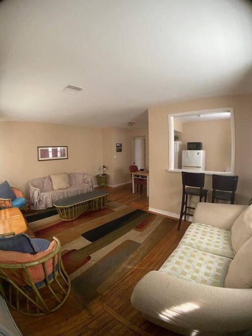 Private One-Bedroom 8 -Directly Across From Beach St. Pete Beach Bagian luar foto